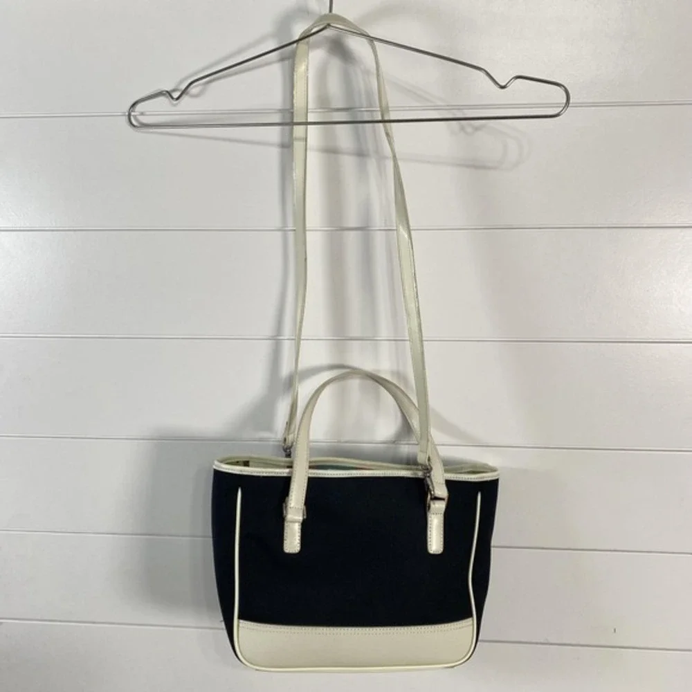 Fossil brand light